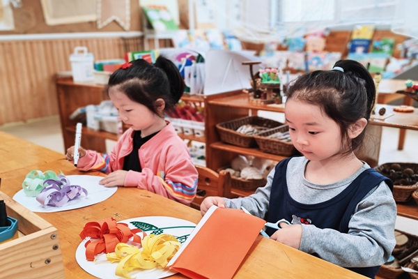 连云区云山幼教集团开展“重阳节”主题活动