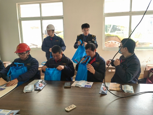 连云区开展2026 年《职业病防治法宣传周》宣传活动