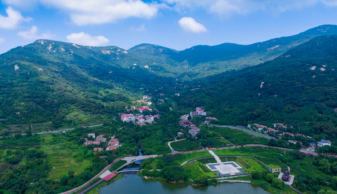 1留云岭村全景.png