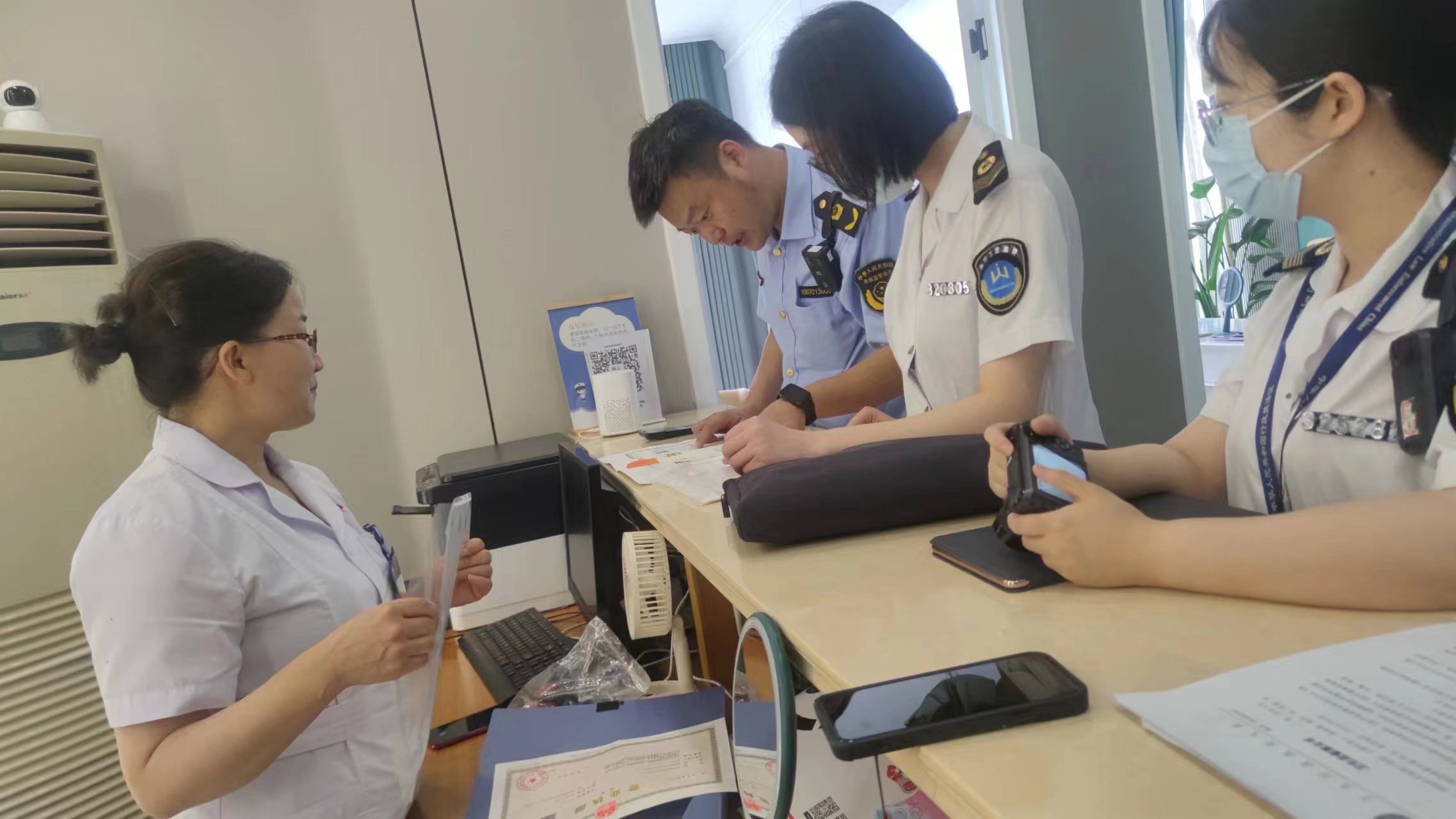 联合卫健委对医疗美容企业开展双随机检查.jpg