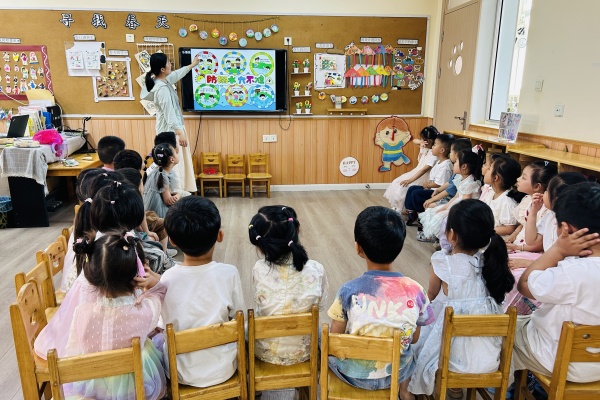 防溺水安全教育集体活动.jpg